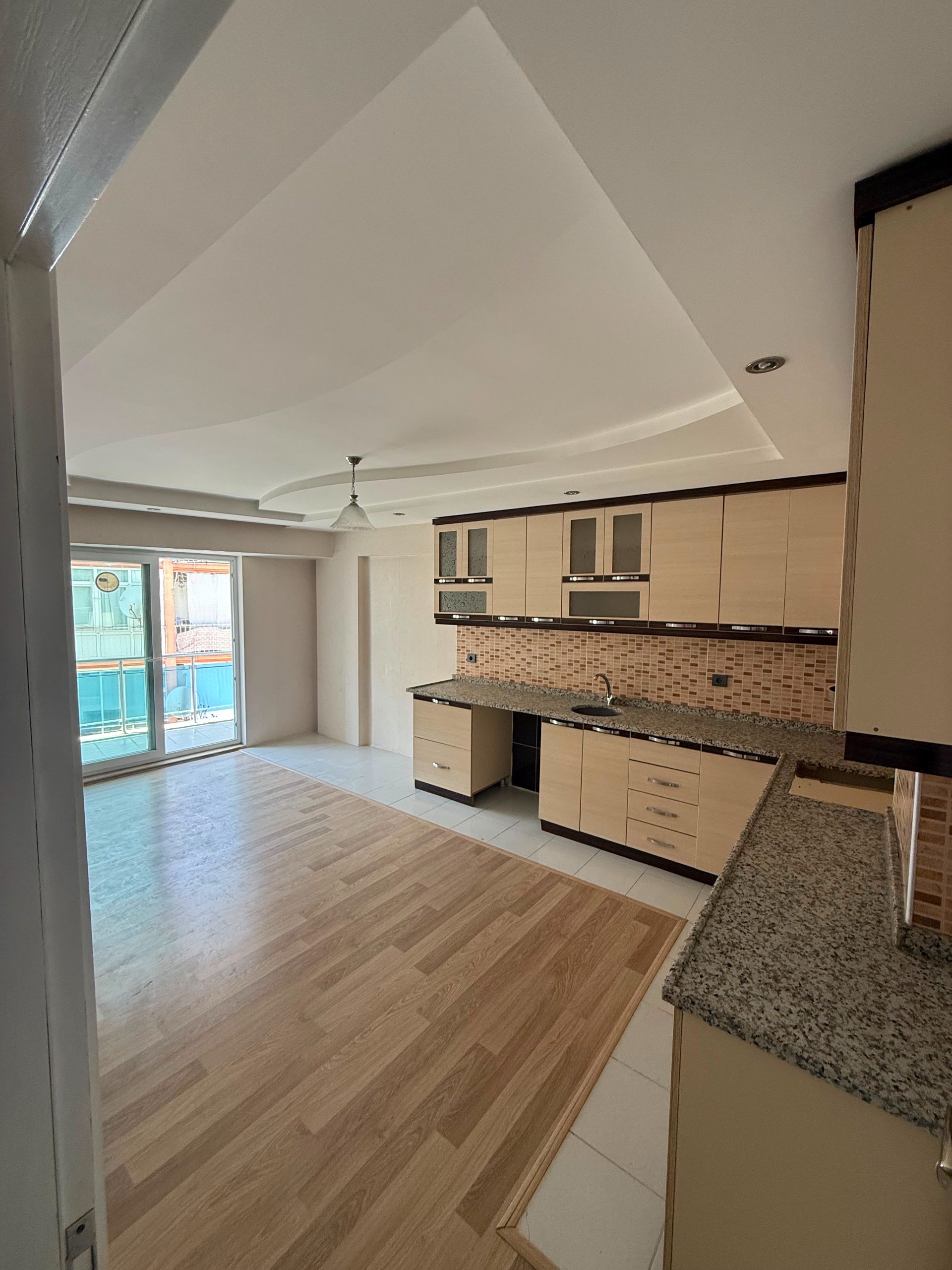 DEĞİRMENÖNÜNDE SATILIK DUBLEKS DAİRE